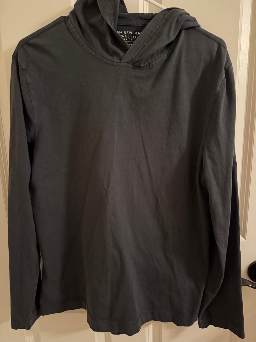 Banana Republic Men’s Dark Gray Hooded Long-Sleeve Top